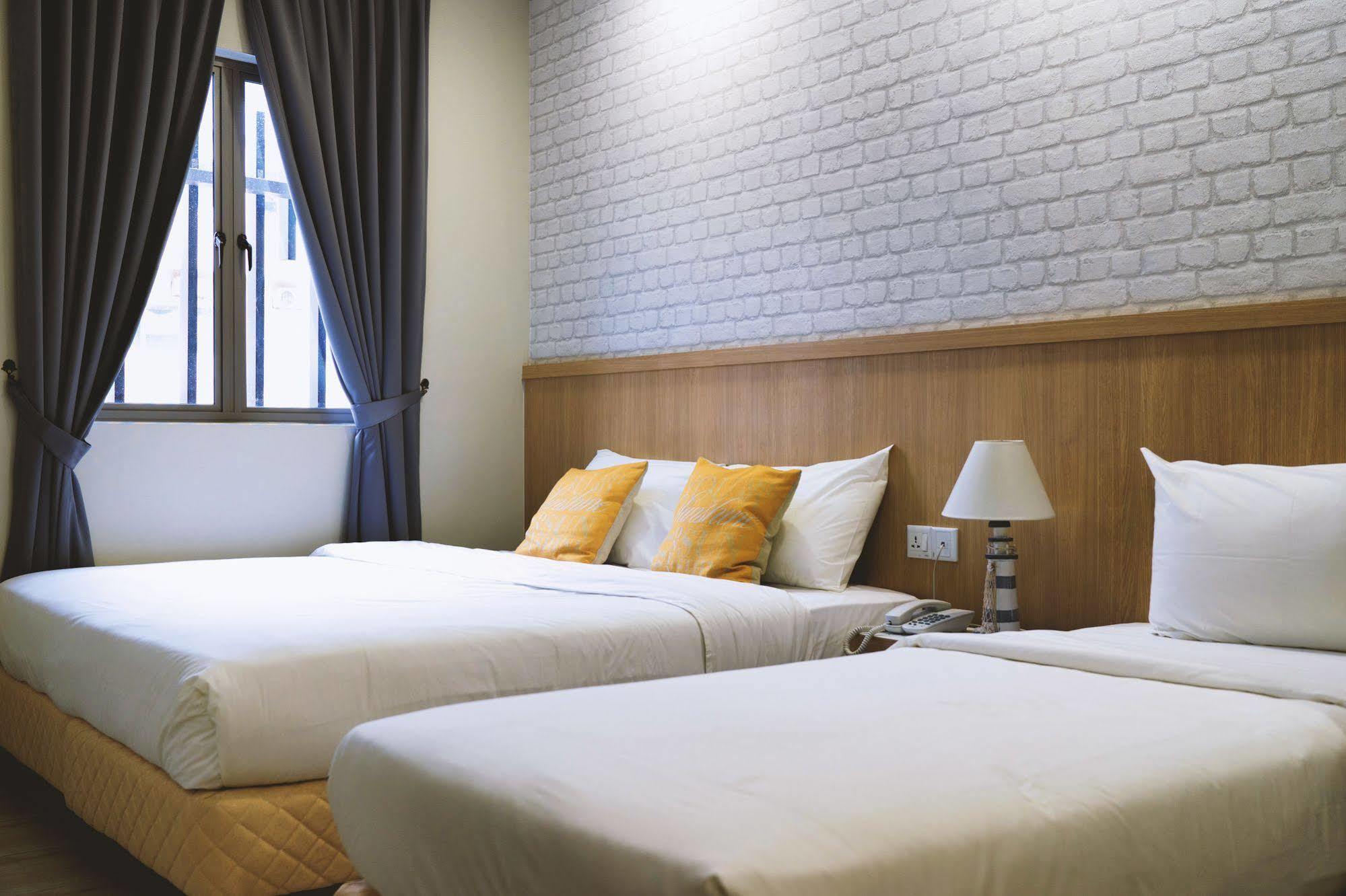 Lighthouse Hotel & Shortstay @ Damansara Uptown Petaling Jaya Exterior photo